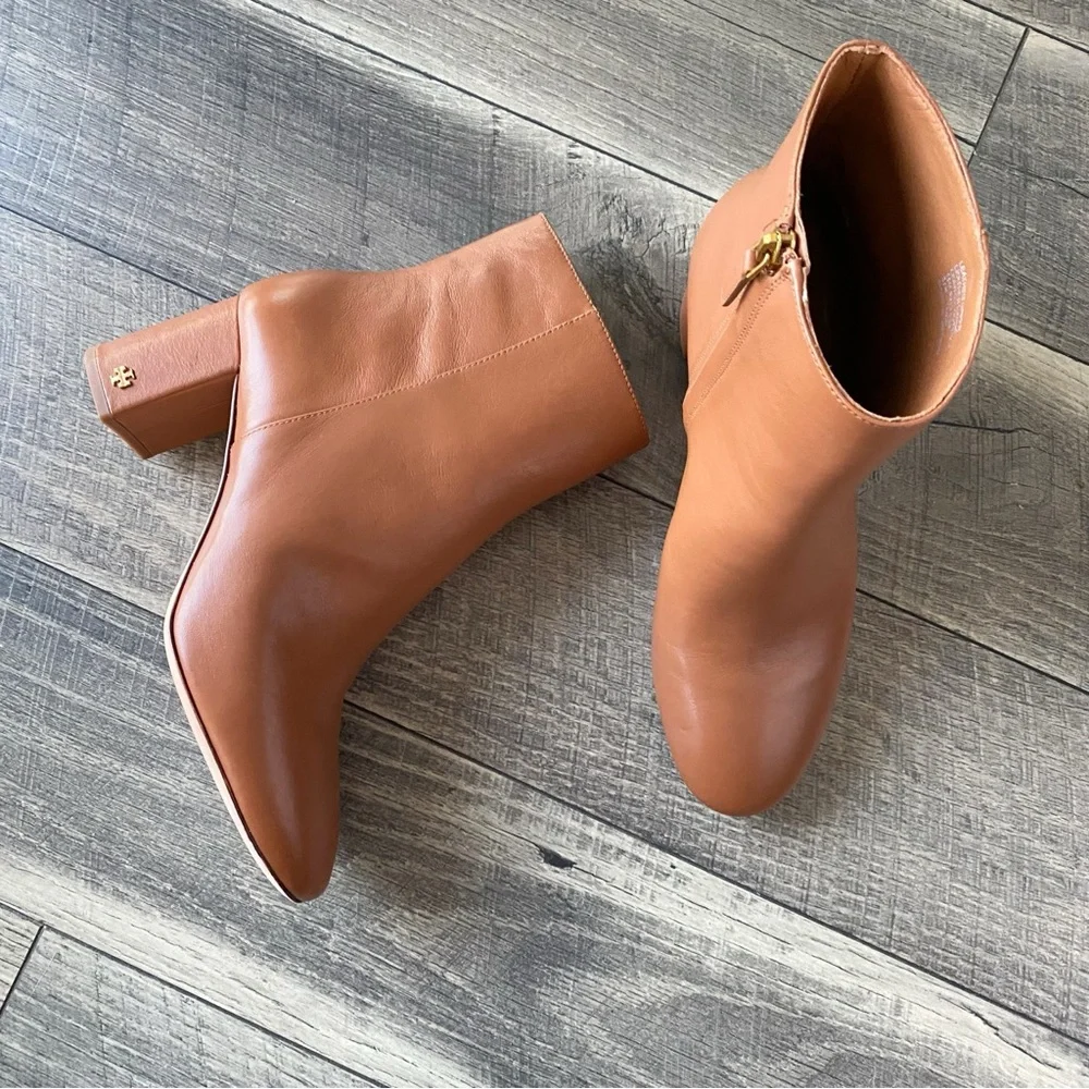 NWT Tory Burch Brooke Tan Camel Ankle Booties Leather Classic Fall Size 11